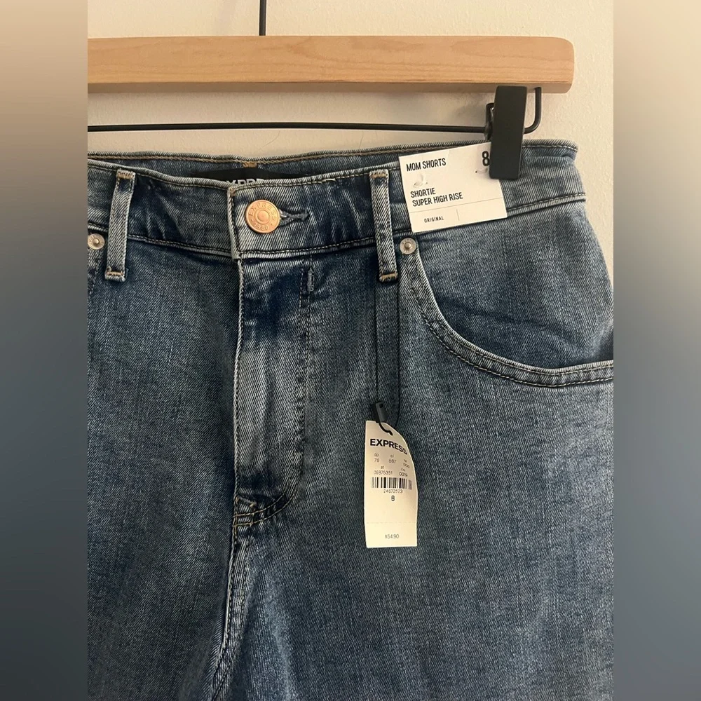 Express Mom Shorts Super High Rise Denim Shortie Women’s Size 8 - Picture 2 of 6